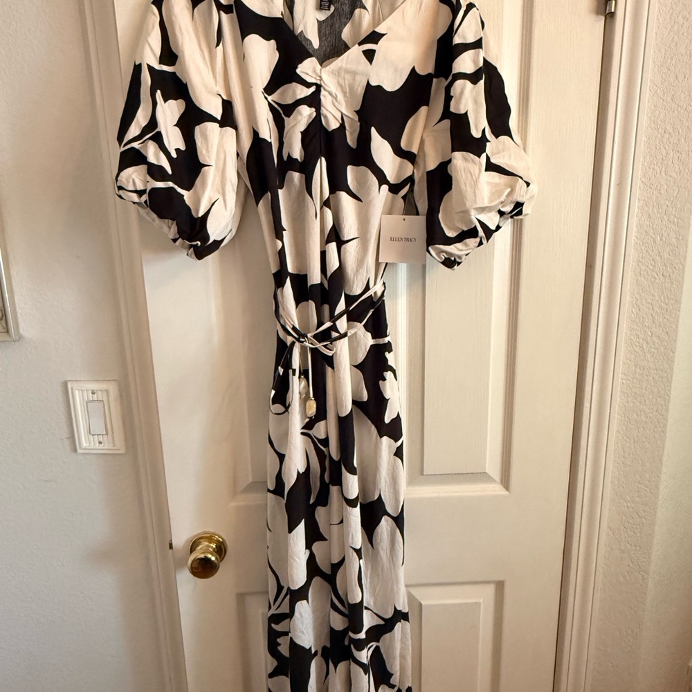 Ellen Tracy Black and White Midi Dress